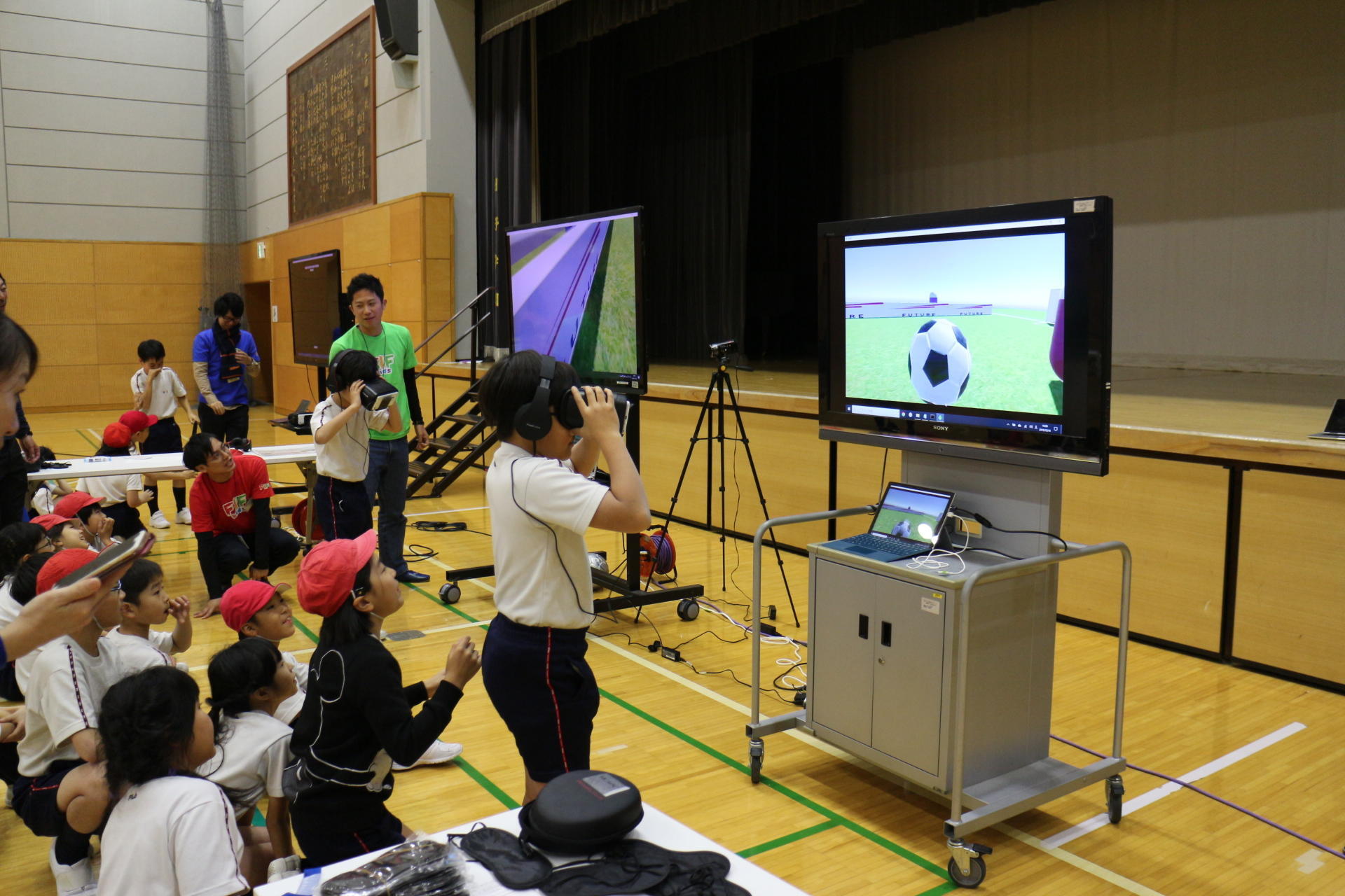 ＶＲブラインドサッカー体験授業 品川区立日野学園